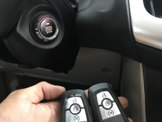 NÚT NHẤN START STOP, ĐỀ NỔ TỪ XA FORD FOCUS 2019