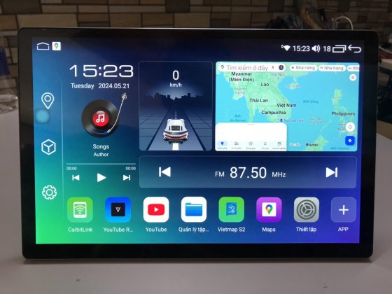 MÀN HÌNH ANDROID 13 INCH CHO Ô TÔ
